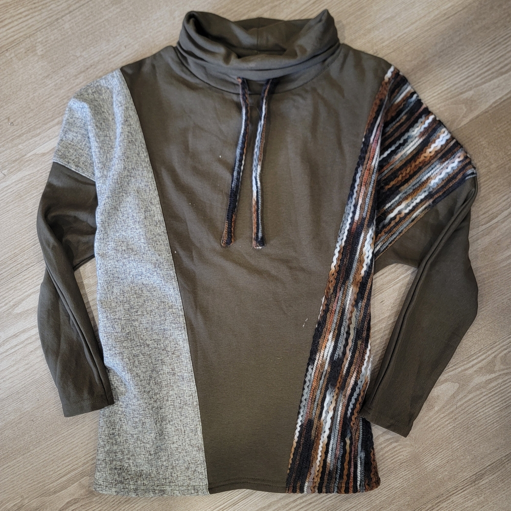 BKE Brown Turtleneck Sweater